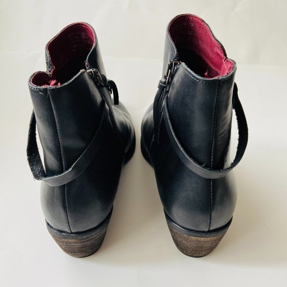 UMBERTO RAFFINI Black Soft Leather Zip Ankle Bootie Heeled Chelsea Size 42 9 - Picture 5 of 6